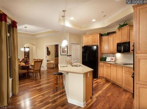 3903 Coventry Ln, Huron, OH 44839 photo 2