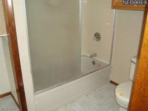 5028 Crystal Ave, Ashtabula, OH 44004 photo 12