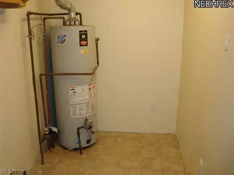 5028 Crystal Ave, Ashtabula, OH 44004 photo 10