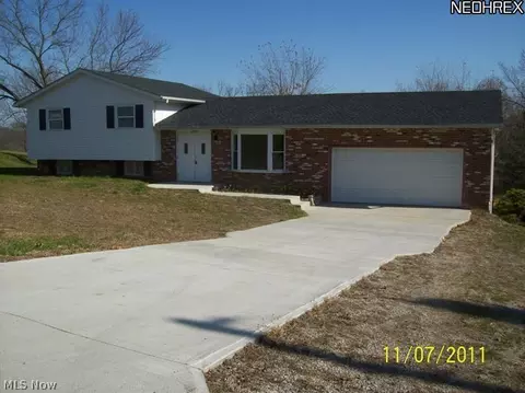 402 Harris St, Philo, OH 43771 photo 1