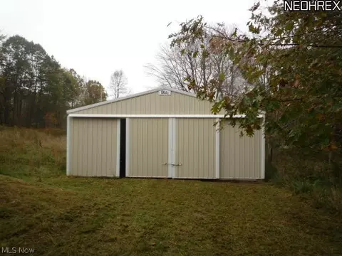 272 Hatch Rd, Wadsworth, OH 44281 photo 12