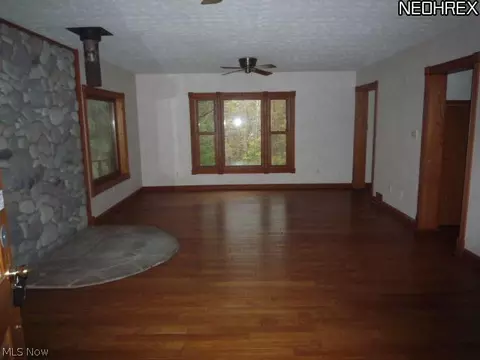 272 Hatch Rd, Wadsworth, OH 44281 photo 5
