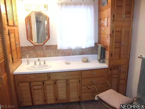 4856 River Rd, Perry, OH 44081 photo 11