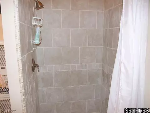 4856 River Rd, Perry, OH 44081 photo 17