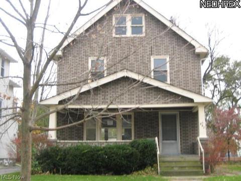 442 10th St, Elyria, OH 44035 photo 1