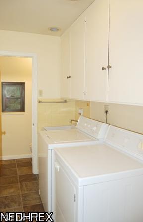 2115 Ayers Ave, Akron, OH 44313 photo 10