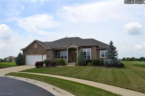 819 Buckingham Dr, Lagrange, OH 44050 photo 1