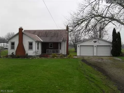 5963 Auster Rd, Wakeman, OH 44889 photo 1