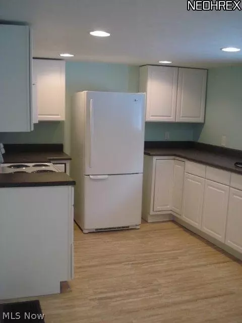 319 Race St, Dover, OH 44622 photo 7