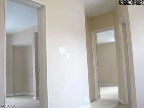 319 Race St, Dover, OH 44622 photo 15