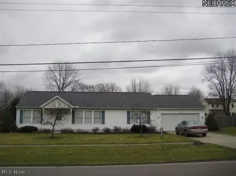 1836 S Abbe Rd, Elyria, OH 44035 photo 1