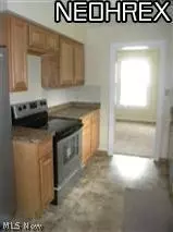 770 Crestview Ave, Akron, OH 44320 photo 4