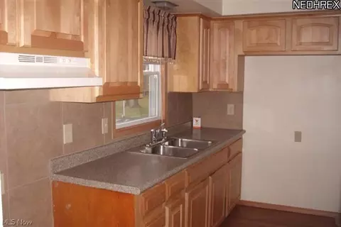 1529 Difford Dr, Niles, OH 44446 photo 3