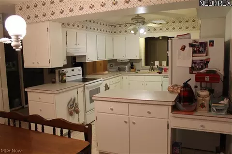 346 University Ave, Elyria, OH 44035 photo 6
