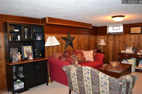 166 E 270th St, Euclid, OH 44132 photo 11