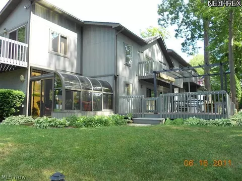 4300 Ormond Dr, Akron, OH 44319 photo 3