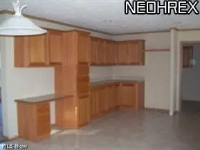 9468 State Route 700, Windham, OH 44288 photo 5