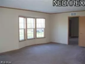 9468 State Route 700, Windham, OH 44288 photo 4