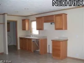 9468 State Route 700, Windham, OH 44288 photo 6