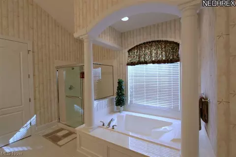7429 Worlington Dr, Solon, OH 44139 photo 14