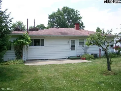 125 Lloyd St, Dover, OH 44622 photo 8