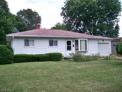 125 Lloyd St, Dover, OH 44622 photo 1
