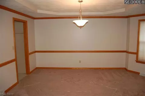 8563 Reserve Ct, Youngstown, OH 44514 photo 6