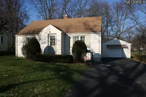 565 Poland Ave, Struthers, OH 44471 photo 1