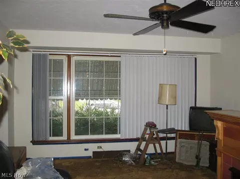 345 Beebe Ave, Elyria, OH 44035 photo 6