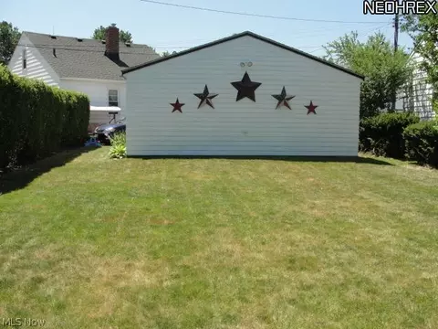 5610 Ackley Rd, Parma, OH 44129 photo 15