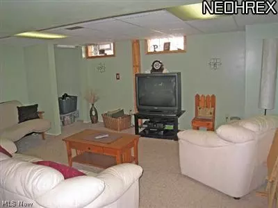 5610 Ackley Rd, Parma, OH 44129 photo 12
