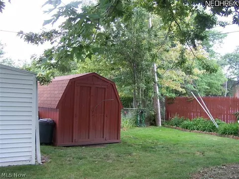 236 E 246th St, Euclid, OH 44123 photo 22