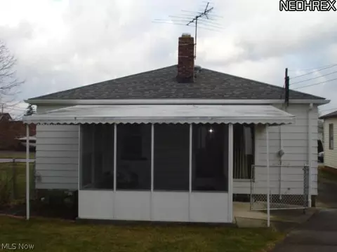 3437 Maplecrest Ave, Parma, OH 44134 photo 3