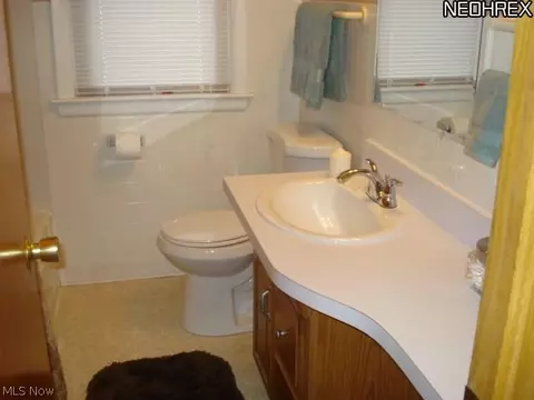 3437 Maplecrest Ave, Parma, OH 44134 photo 12