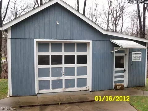 623 Doris Ave, Akron, OH 44303 photo 4