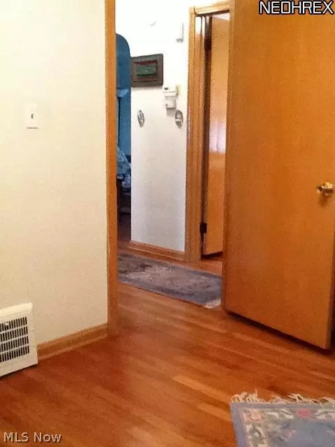 5412 Ackley Rd, Parma, OH 44129 photo 7
