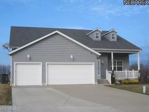 38165 Highgate Blf, Willoughby, OH 44094 photo 9