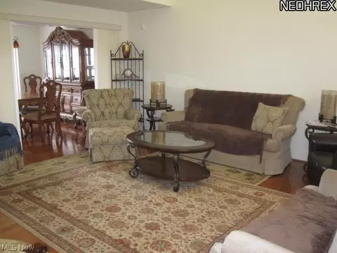 38165 Highgate Blf, Willoughby, OH 44094 photo 10