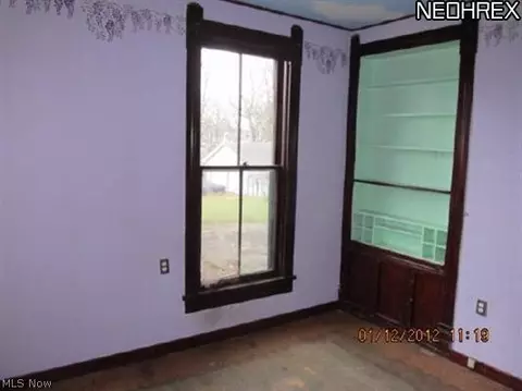 239 16th St, Elyria, OH 44035 photo 6