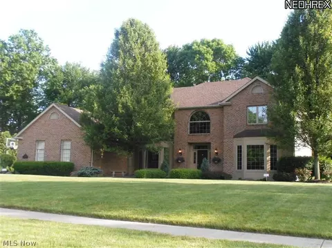 57 Oak Tree, Canfield, OH 44406 photo 1