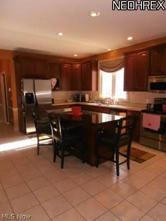 57 Oak Tree, Canfield, OH 44406 photo 8