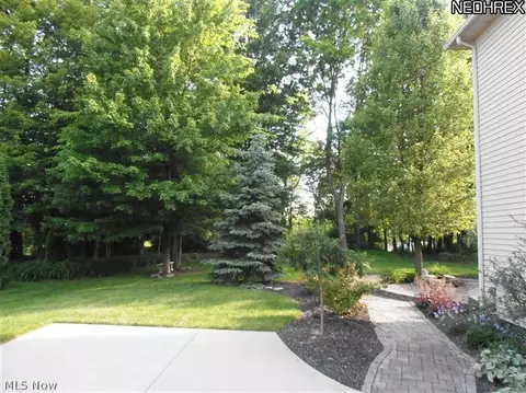 57 Oak Tree, Canfield, OH 44406 photo 20