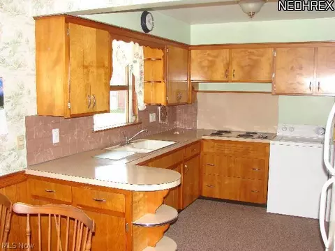 3966 Vaughn Ave, Rootstown, OH 44272 photo 4