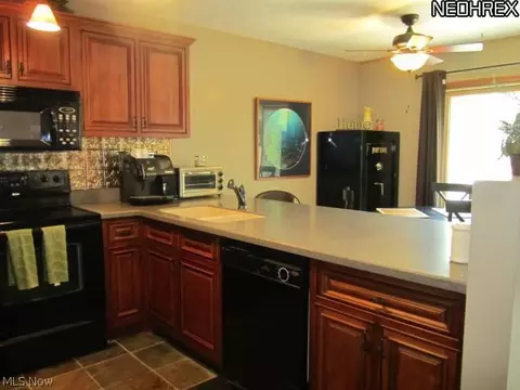 1432 Loop Rd, Kent, OH 44240 photo 7