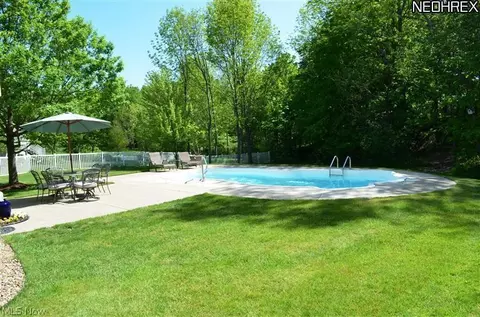 91 Somerset Dr, Hinckley, OH 44233 photo 24