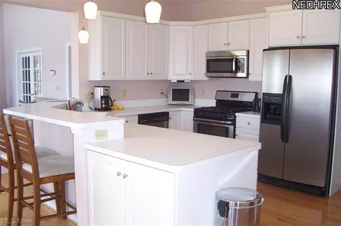 320 Walnut Ridge Trl, Aurora, OH 44202 photo 9
