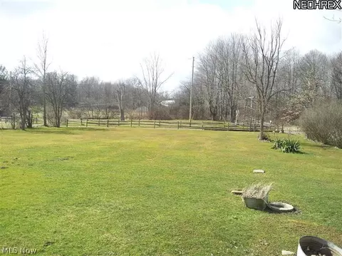 9420 Edgewood Dr, Windham, OH 44288 photo 4
