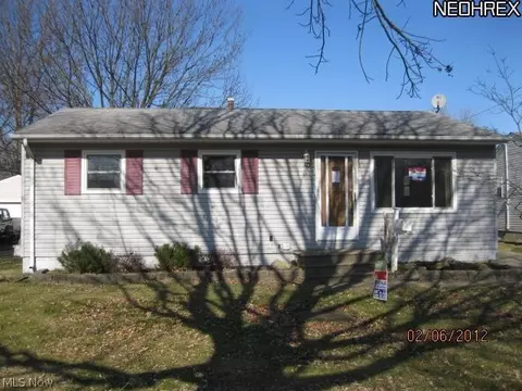 936 Salem Ave, Elyria, OH 44035 photo 1