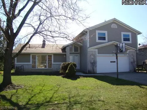32274 N Roundhead Dr, Solon, OH 44139 photo 1