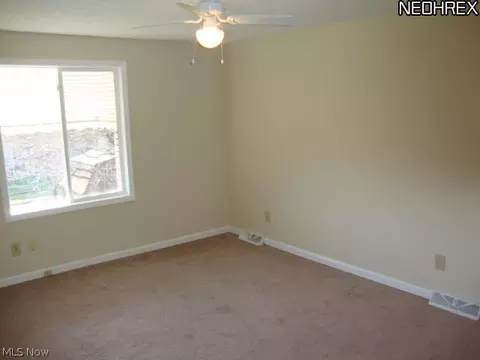 32274 N Roundhead Dr, Solon, OH 44139 photo 15